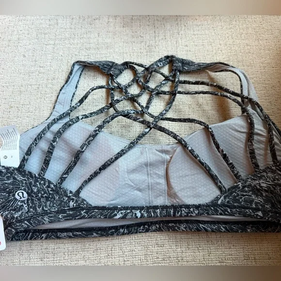 Lululemon Free To Be Bra *Wild - Picture 2 of 4